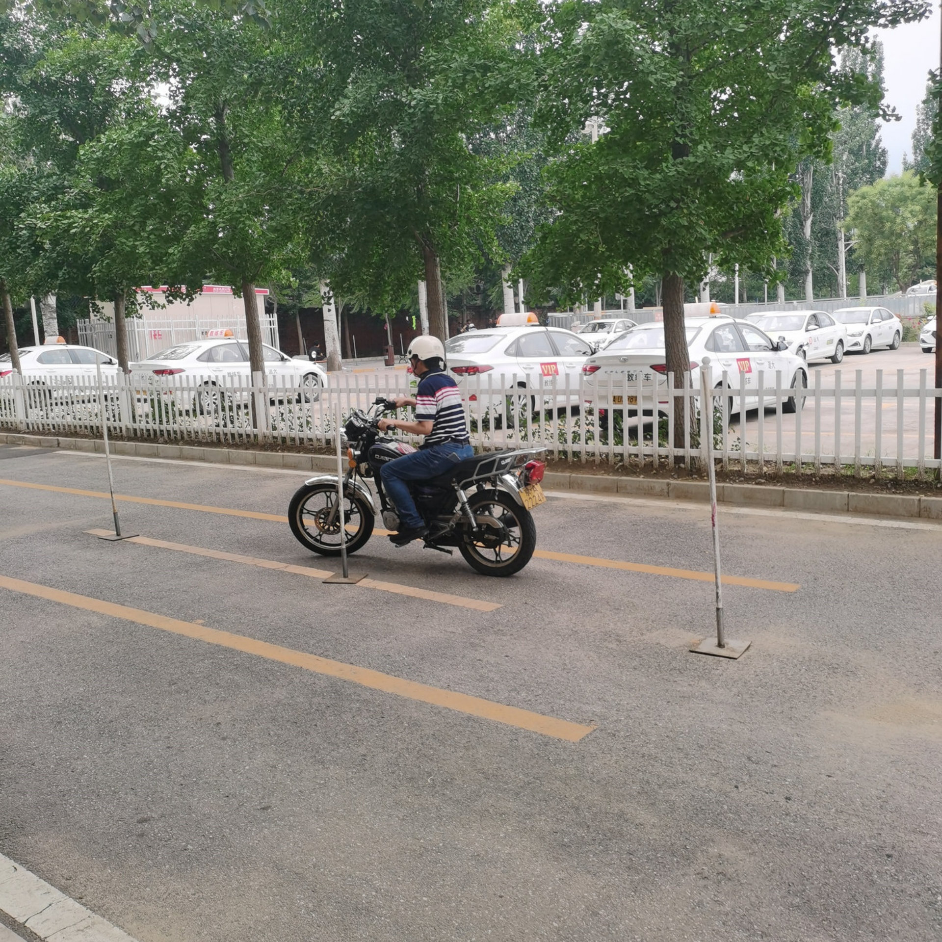 两轮摩托E照通常班训练场景
