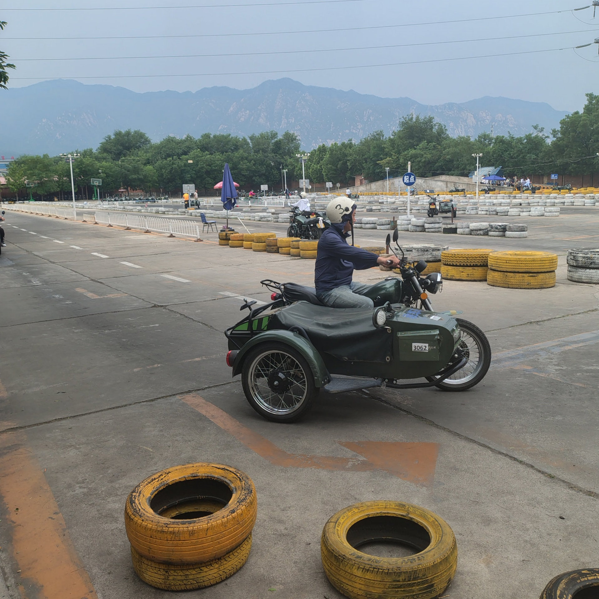 两轮摩托E照通常班训练场景