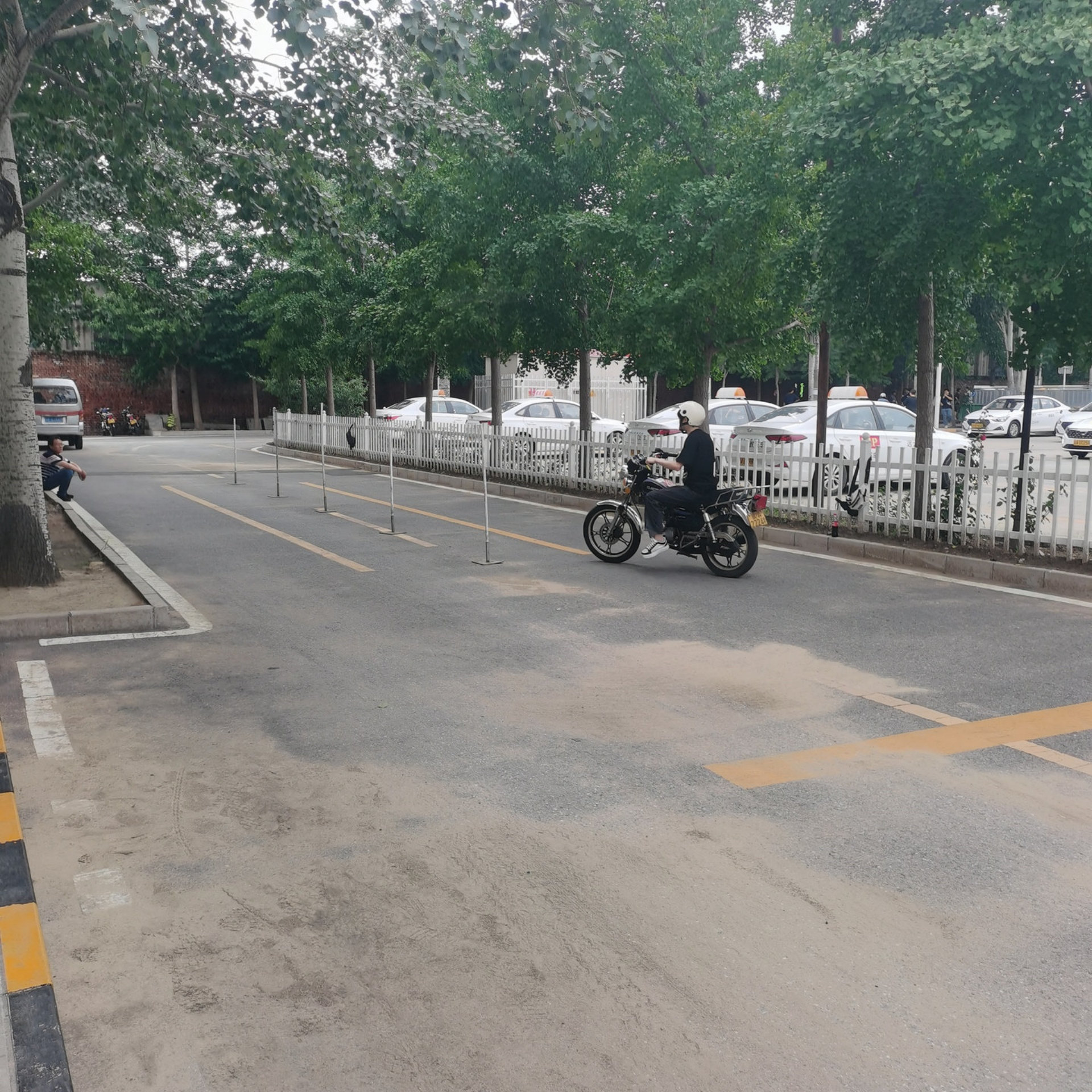 两轮摩托E照通常班训练场景